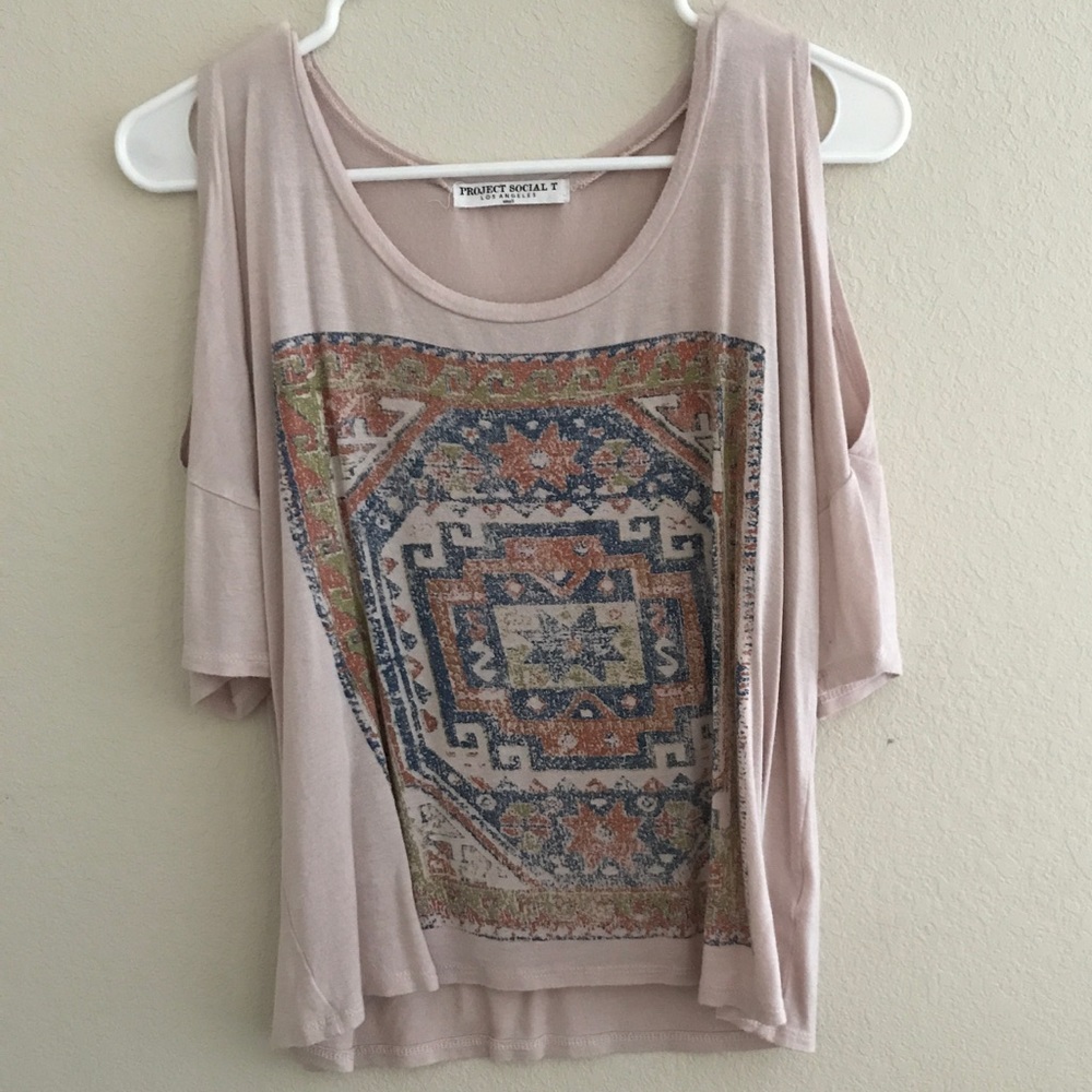 SOLD Cold shoulder tee